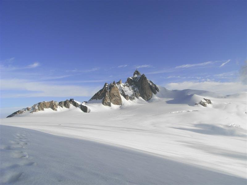 Aguille du midi by p_casado