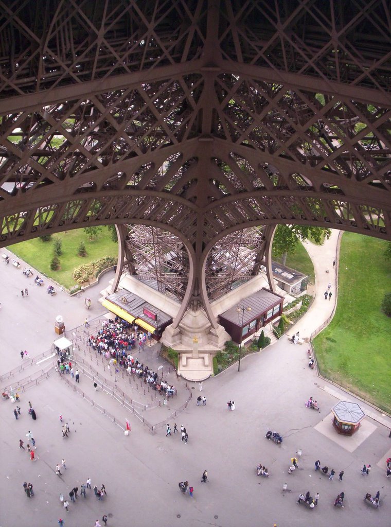 Vista de la torre eiffel by x7y7