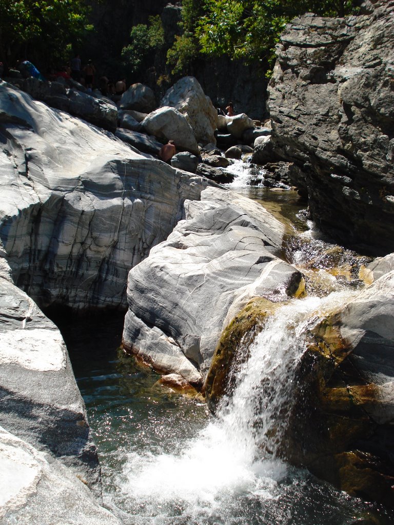 Small waterfalls between 1st and 2nd lagoon of Fonias river by Kostas Grammenidis