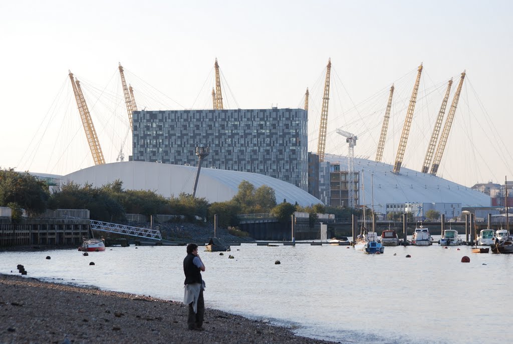 The Greenwich Peninsula by Jeremy Clitheroe