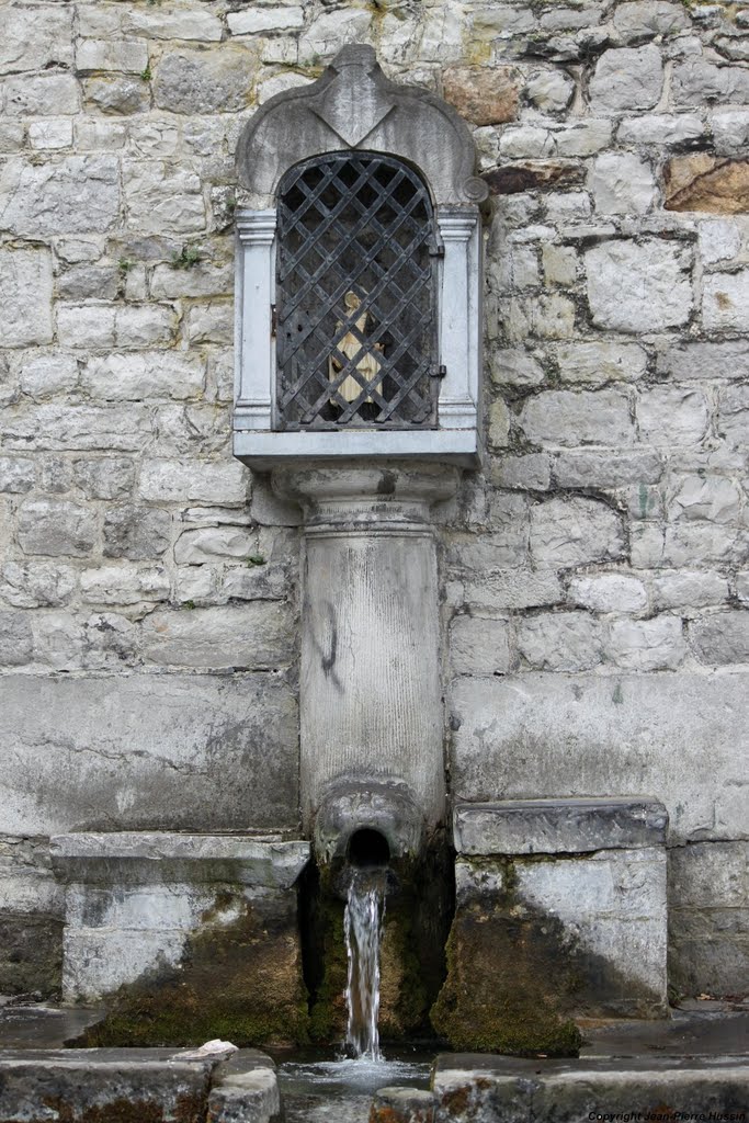 Vieil Andenne, Fontaine sainte Begge by Jean-Pierre Hussin