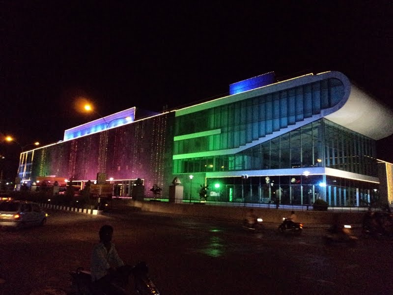 Science center[On Gujarat day 2010] by hardik.avenger