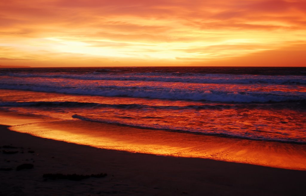 Kuta Beach Sunset (Oylum/Bali-Indonesia) by oylum akkoyunlu