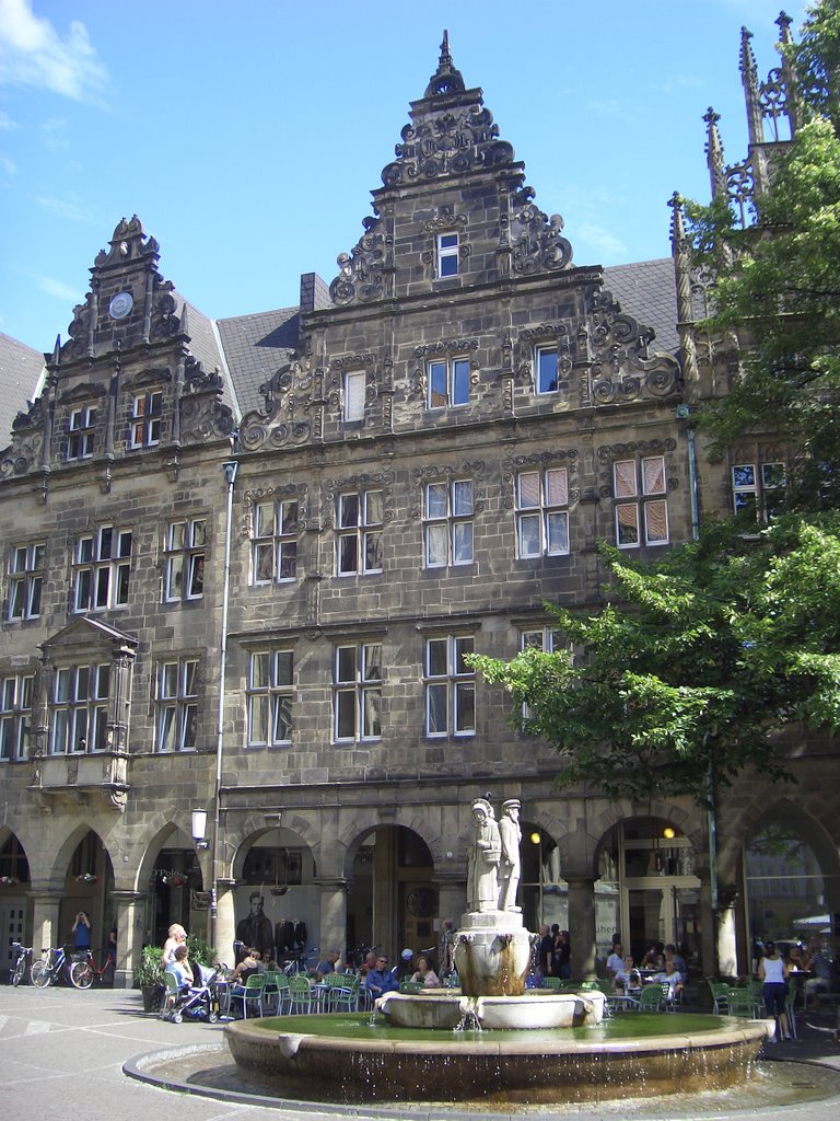 Brunnen auf dem Lambertikirchplatz, Münster by gustl