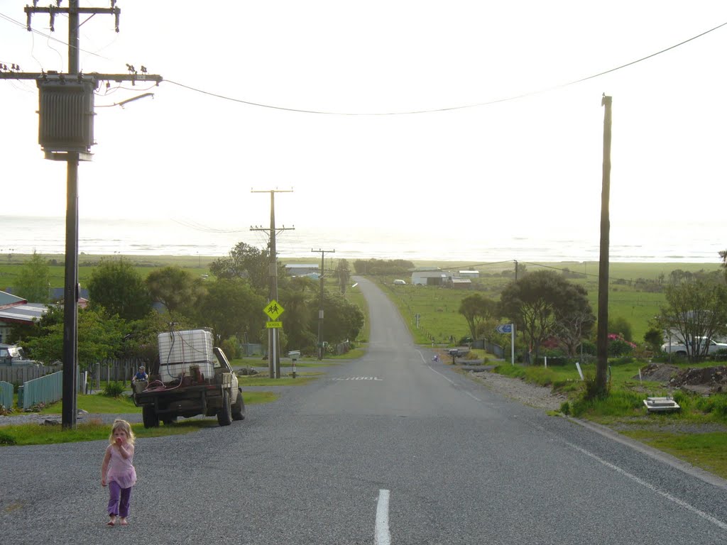 Cargills Rd. to the Tasman Sea by moosefly24