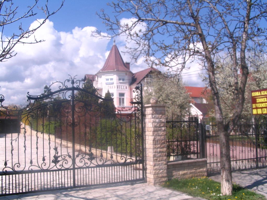 Balatonfüred, villa by renault25