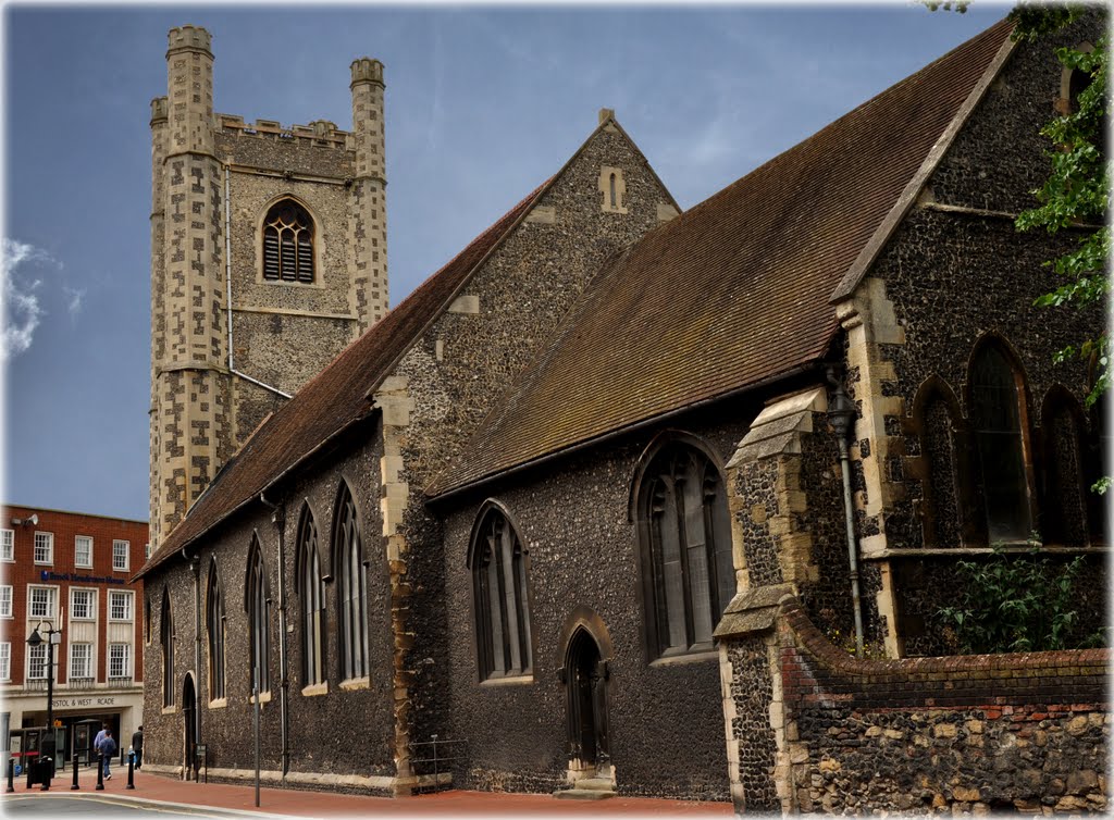 Reading - St Laurence's Church by Marcin Wojtek