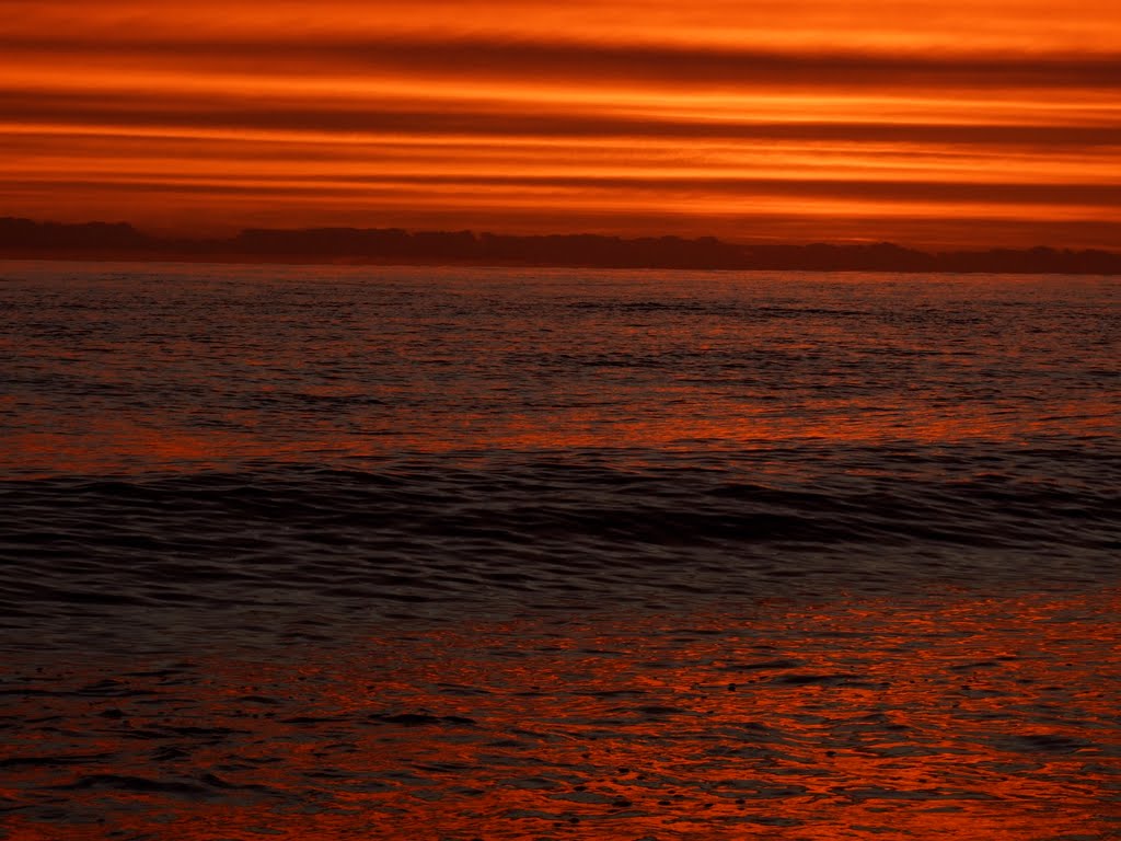 Sunrise on Kilcoole Beach by Rosie1