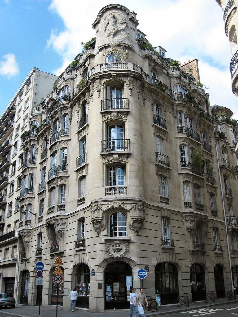 Librairie Guillaume Budé, Paris by Philippe PONCHAUX