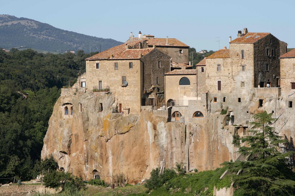 Pitigliano by cala