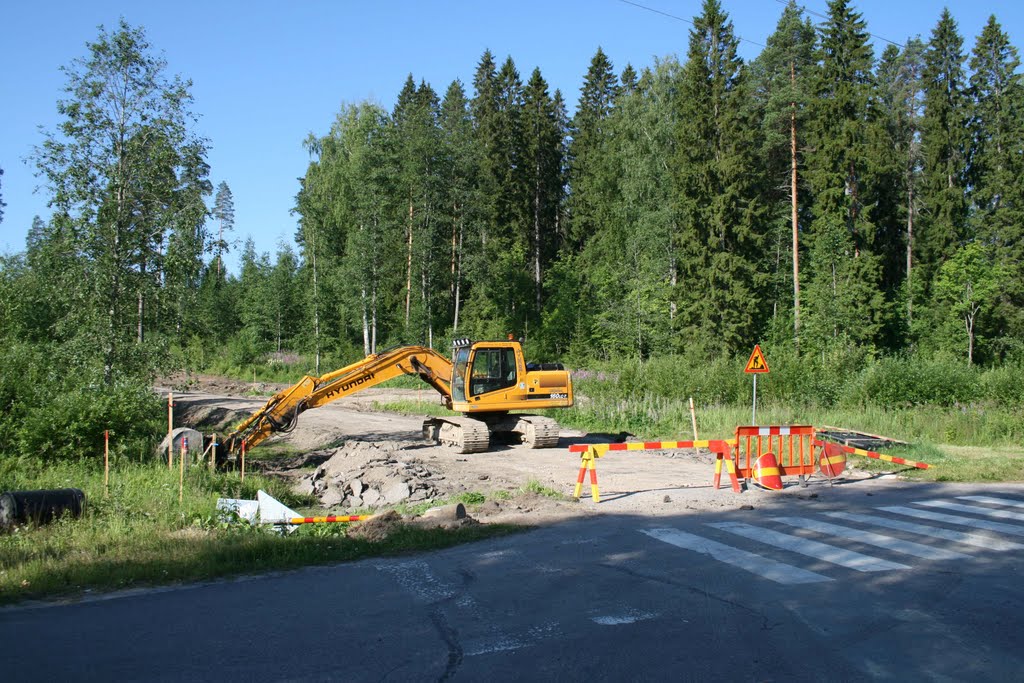 Mänttä, Tammikangas, Preparation Of Street Pirttilahdentie, 11 July 2010 by Johanan Järvinen