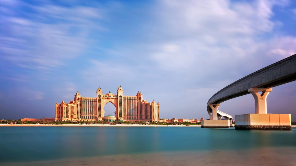 Morning Light Over Atlantis, Dubai by dubaiphil