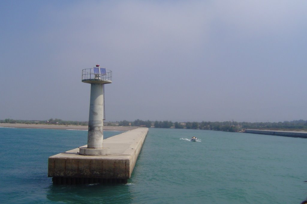 Mouth of River Manavgat near Side Turkey, July 2007 by Jens ||NO VIEWS|| Germany