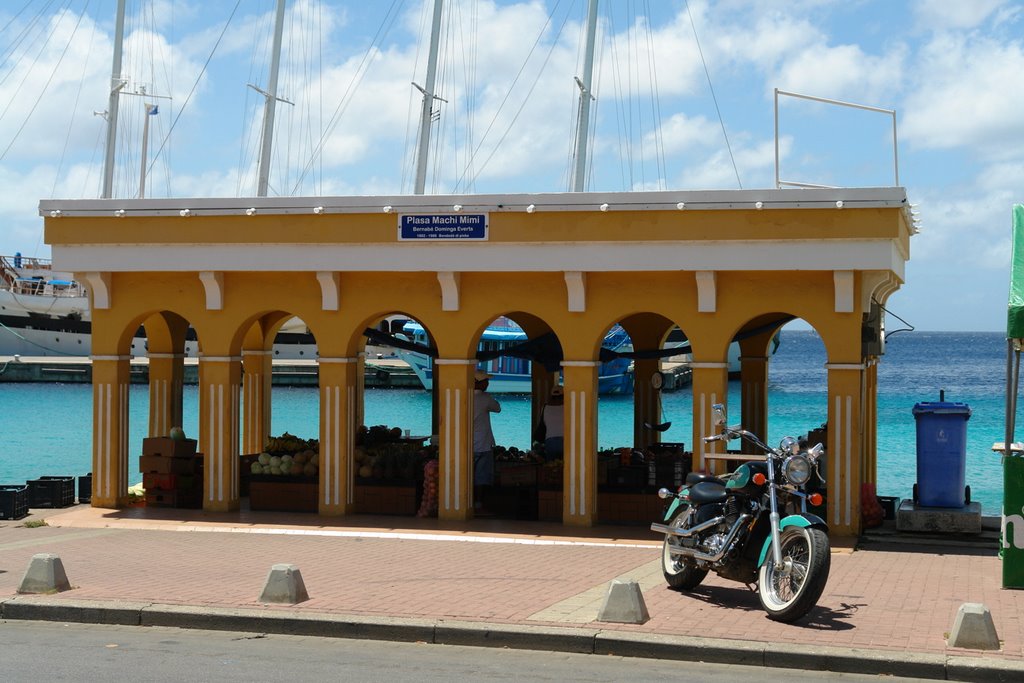 Famous Market in downtown Kralendijk by Garrick Lacle