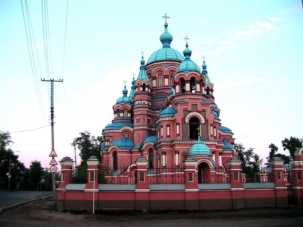 Church Irkutsk by Hennie van Rijk