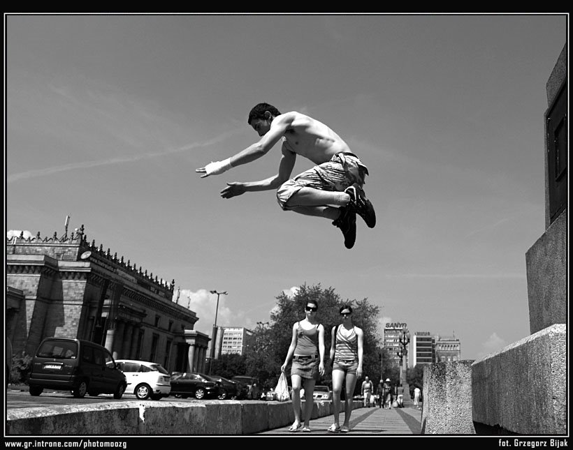 Le Parkour w Warszawie by Grzegorz Bijak