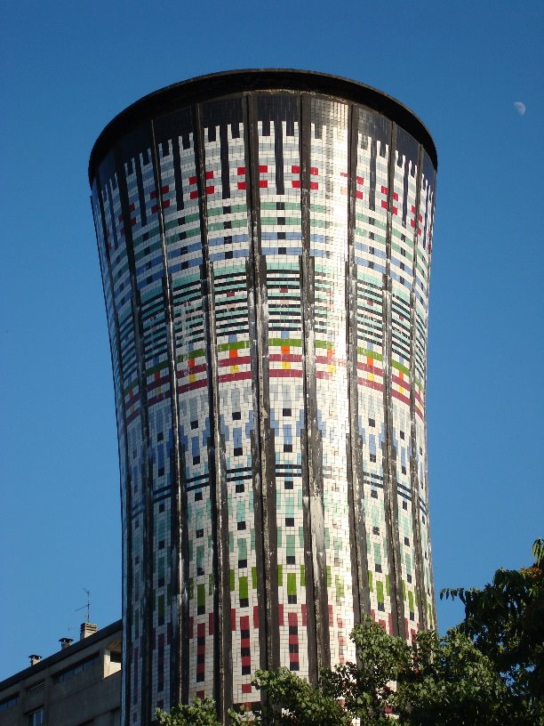 Designer Tower in Milan by Paul R