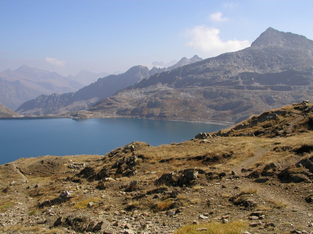 Lago del Naret by Frank Neuer