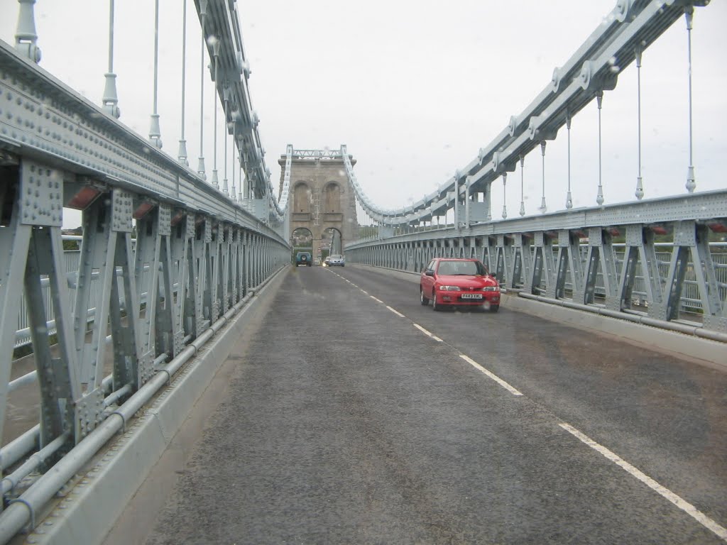 Menai Bridge by watshot