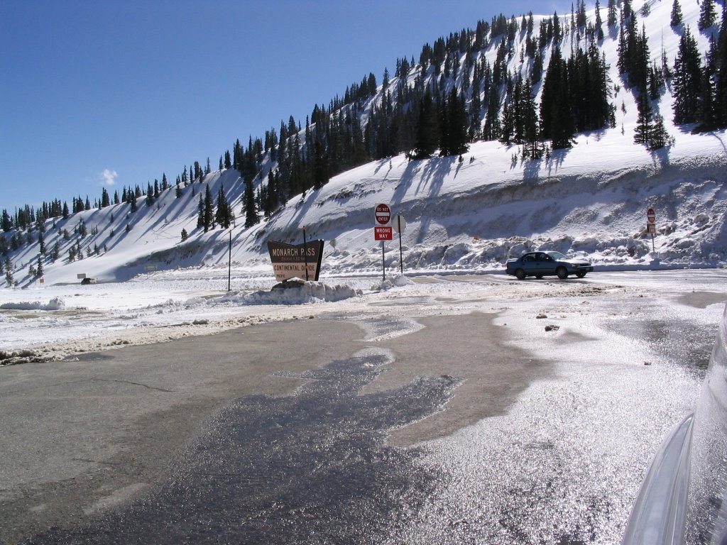 Monarch Pass, CO (unsure of loc) by red2vulcan800