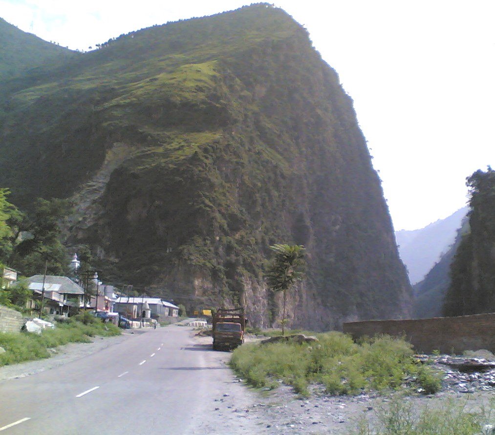 NH-21 View in front of Markandya Temple by Shailesh K Thakur