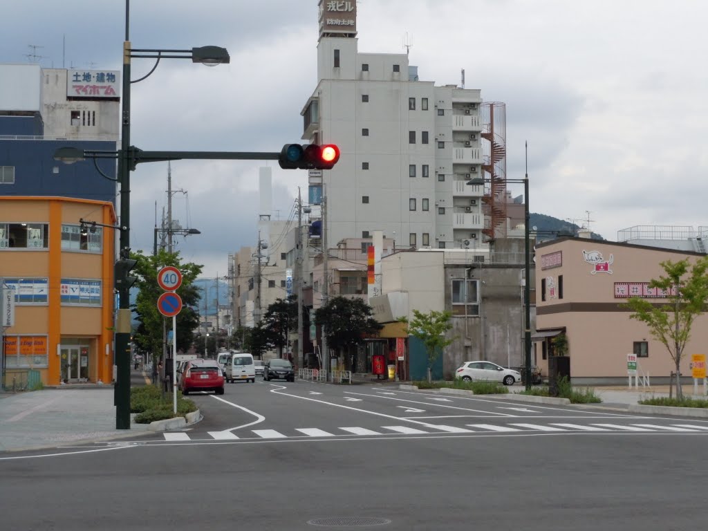 Northern view from Hofu st.　防府駅天神口　北側 by Yehudah