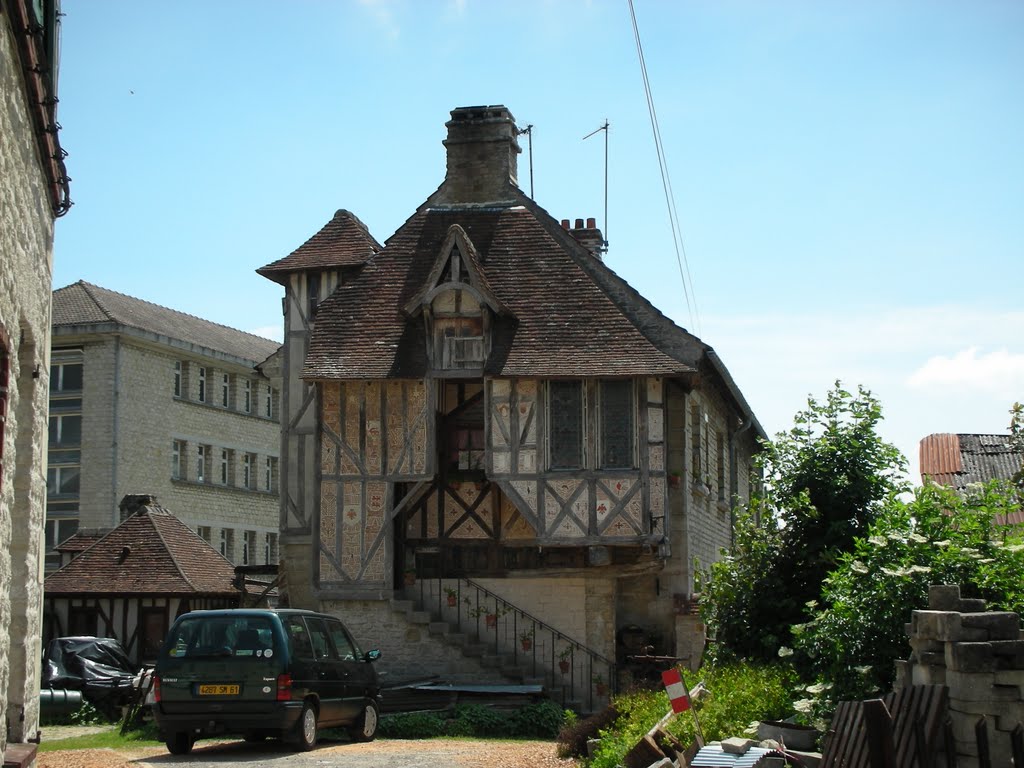 Old typical house in Argentan by hannolancia