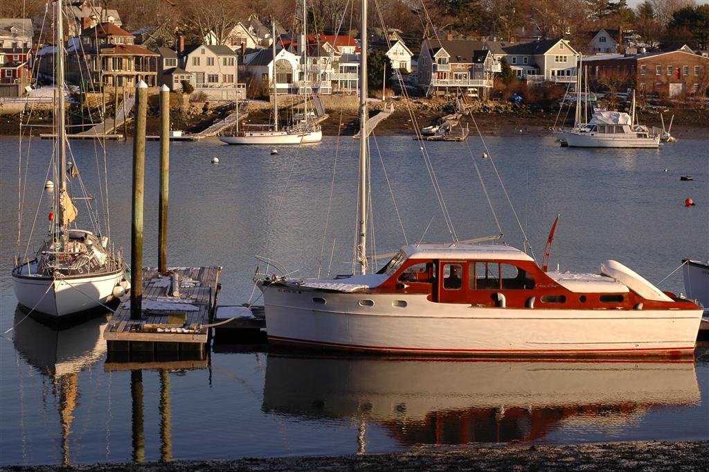 Rocky Neck by F RIM