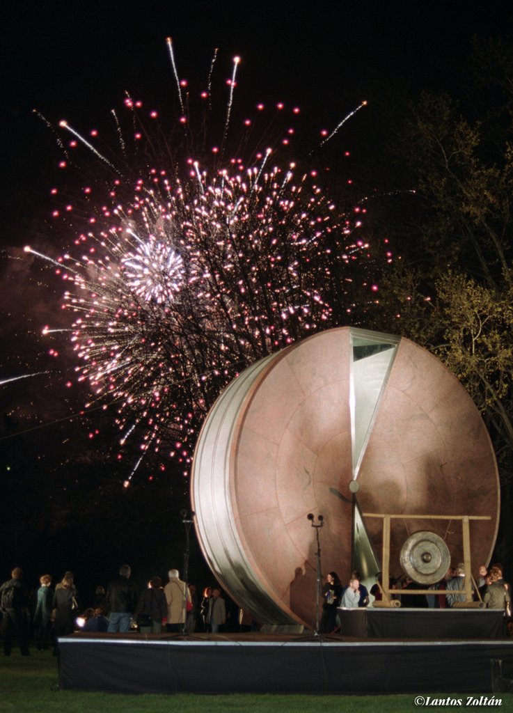 Unveiling ceremony of the Timewheel of Budapest on 1 May 2004. by Lantos Zoltan