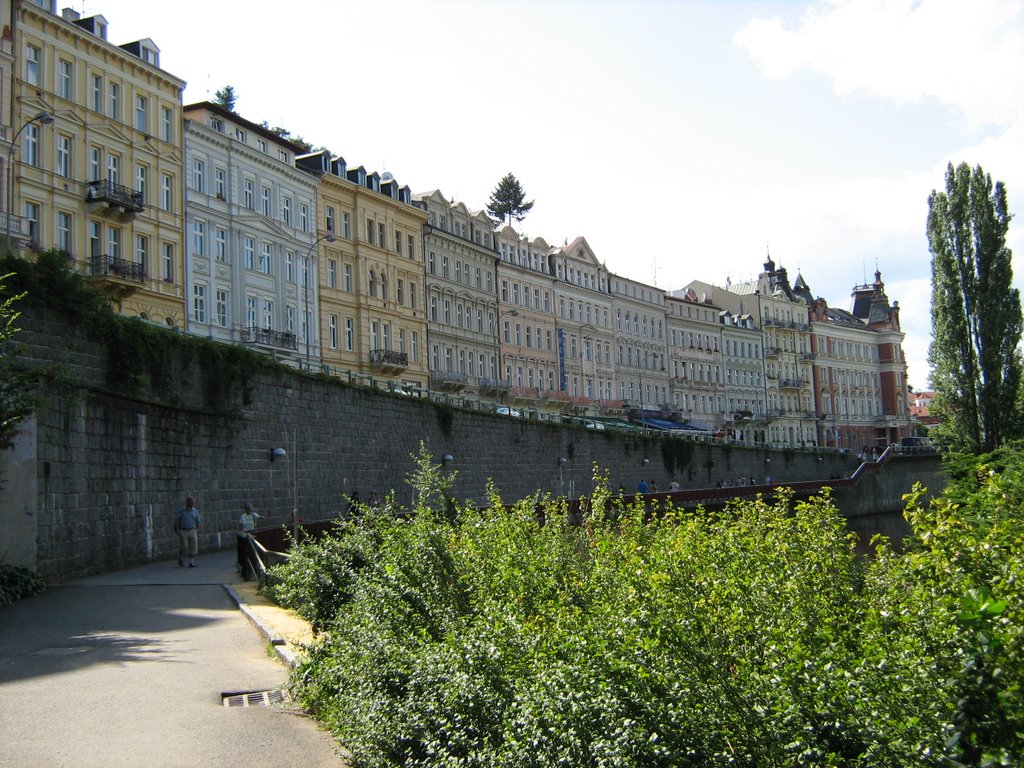 Karlovy Vary by António M. Ramos