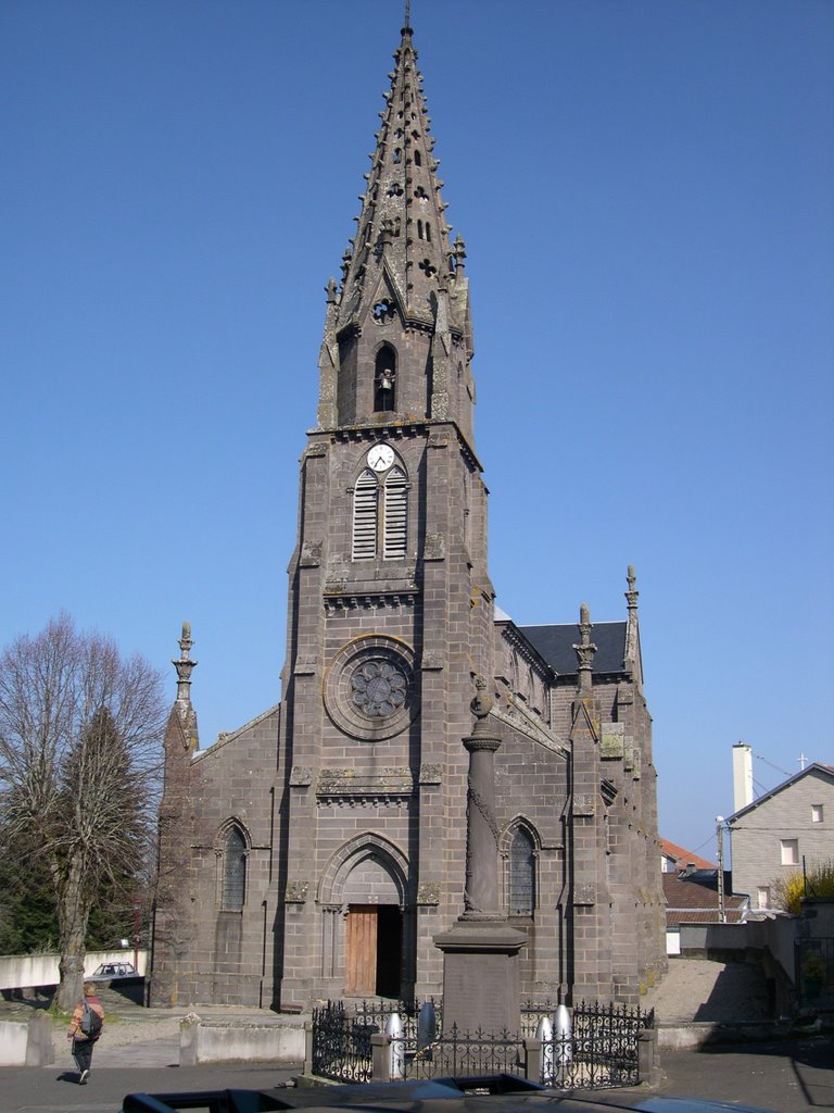 Cathédrale des montagnes(Loubeyrat) by René POUX