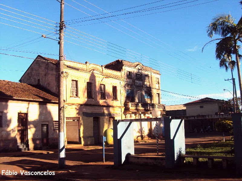 Prédio Histórico - Chavantes/SP - Jun/2010 by Fabio Vasconcelos