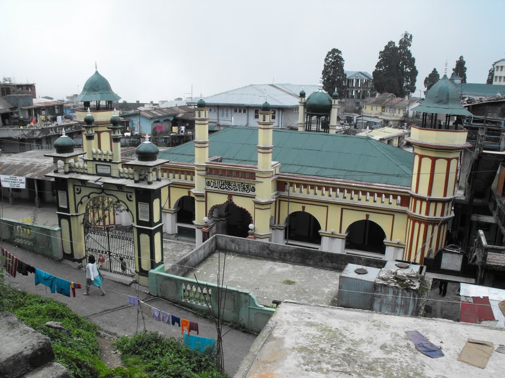 Mosque - Darjeeling by yanivp31