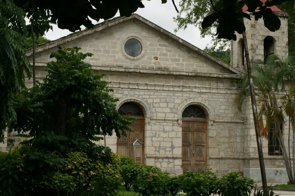 Frontis Iglesia de Santa Ana by cavilaarquin