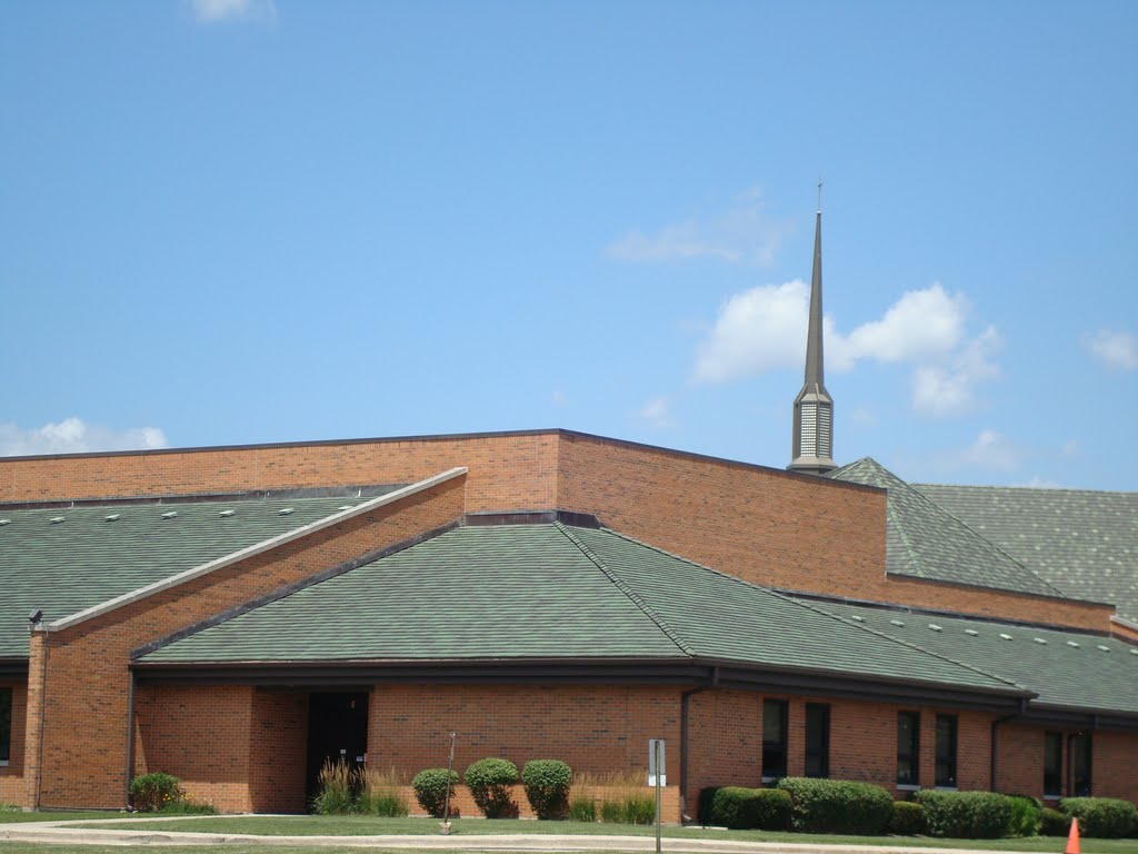 St. Thomas the Apostle Church side view by S. Garapolo