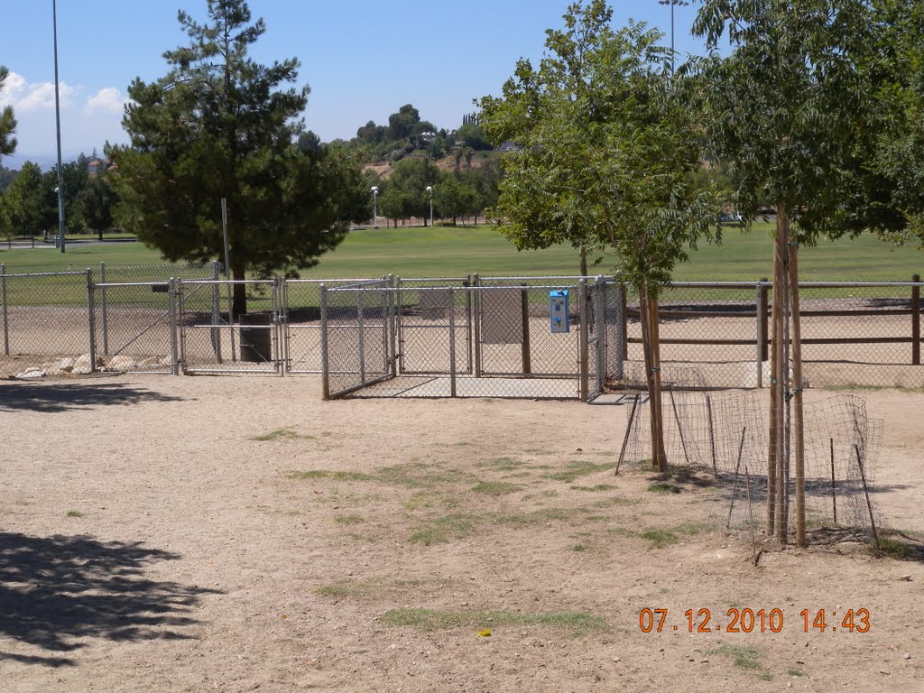 Santa Clarita Central Bark Dog Park by toponym