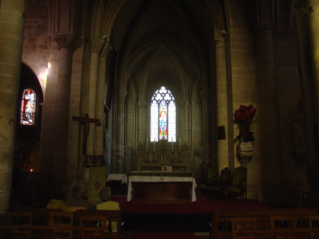 L'Église Notre-Dame-de-l'Assomption d'Auvers-sur-Oise, IDF, France by Paul HART