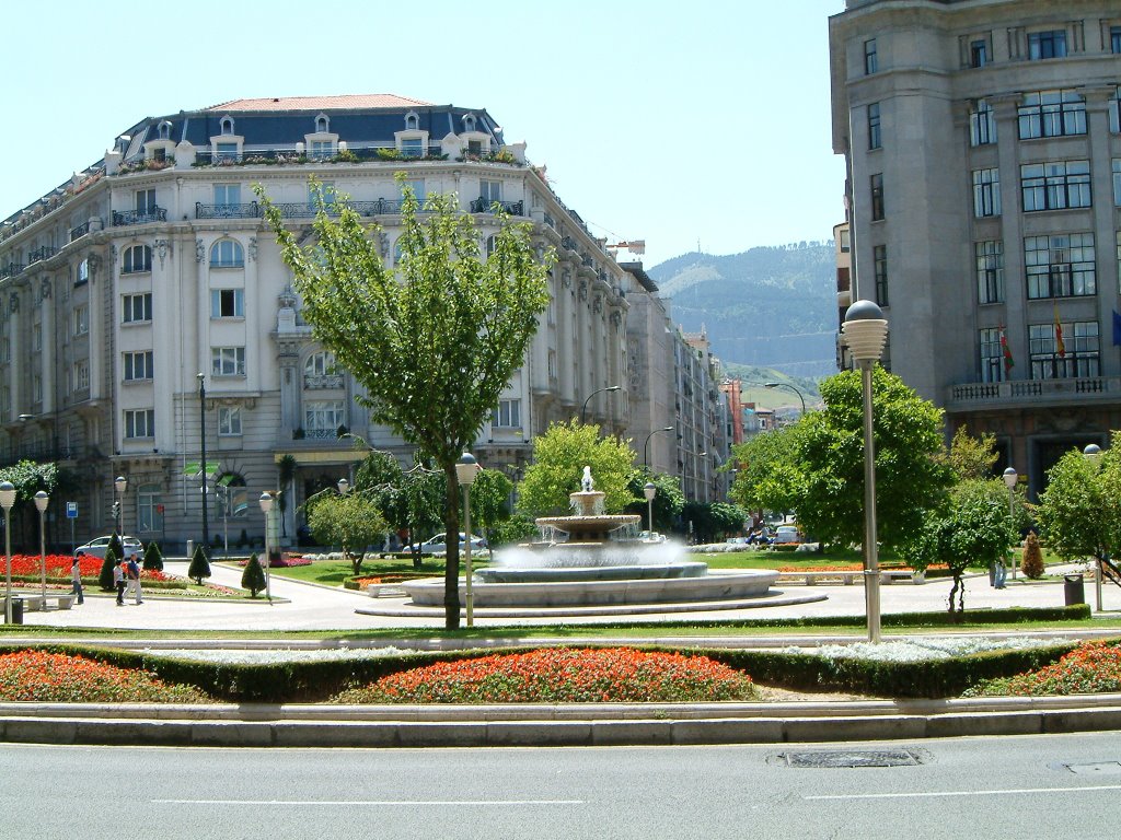 Plaza Moyúa by Juan (Gallery)