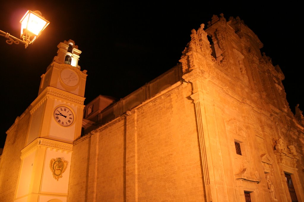 Gallipoli - Chiesa di notte by LongSHAdow