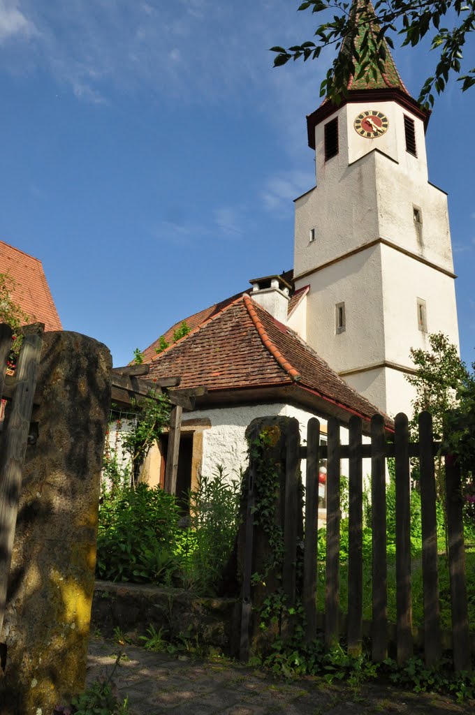 2010/06/11-036 Auf der Suche nach der verlorenen Zeit: Bauerngarten bei der Ev. Gemeindekirche Hochdorf by fotofax