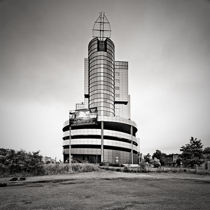 Biurowiec "Chorzowska 50" w Katowicach / "Chorzowska 50" office building in Katowice by Rafał Bigda