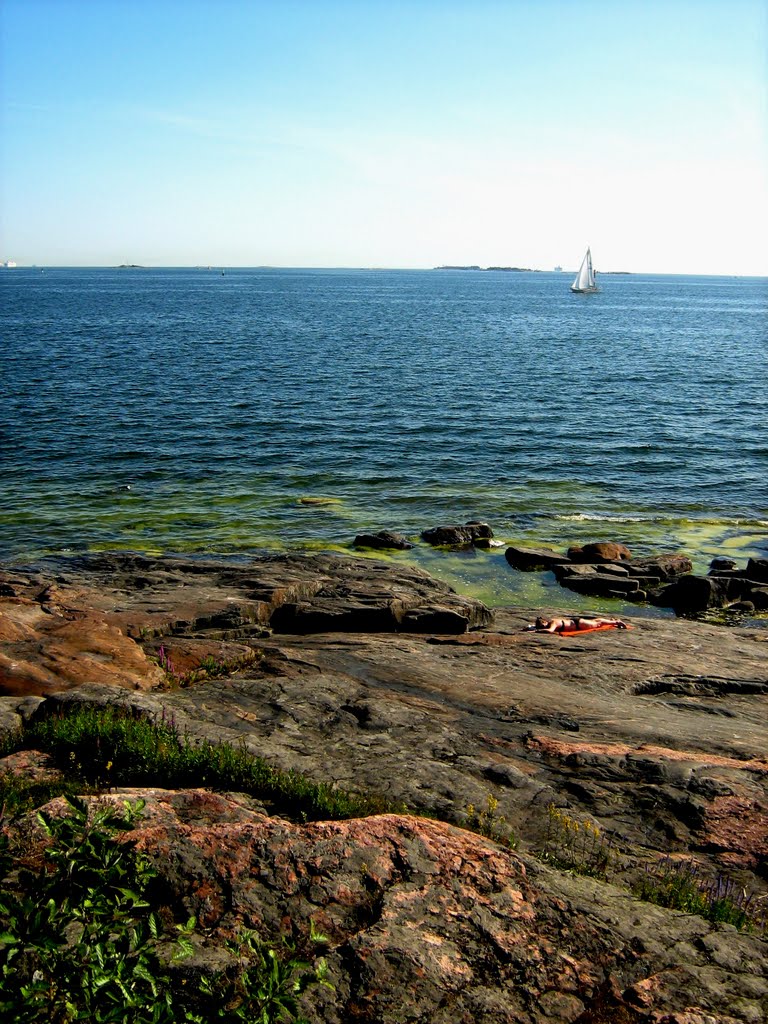 Summer day on Liuskasaari, Helsinki by Nadja Zhukova