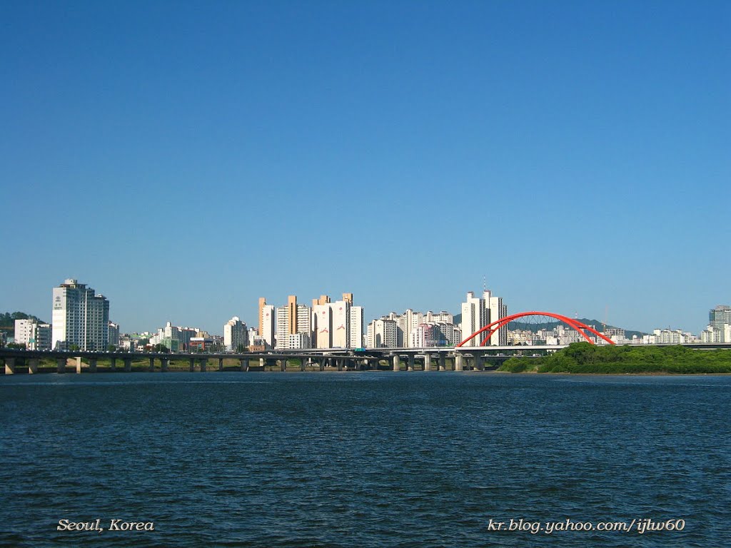 View on the cruise by Lee Iljoo