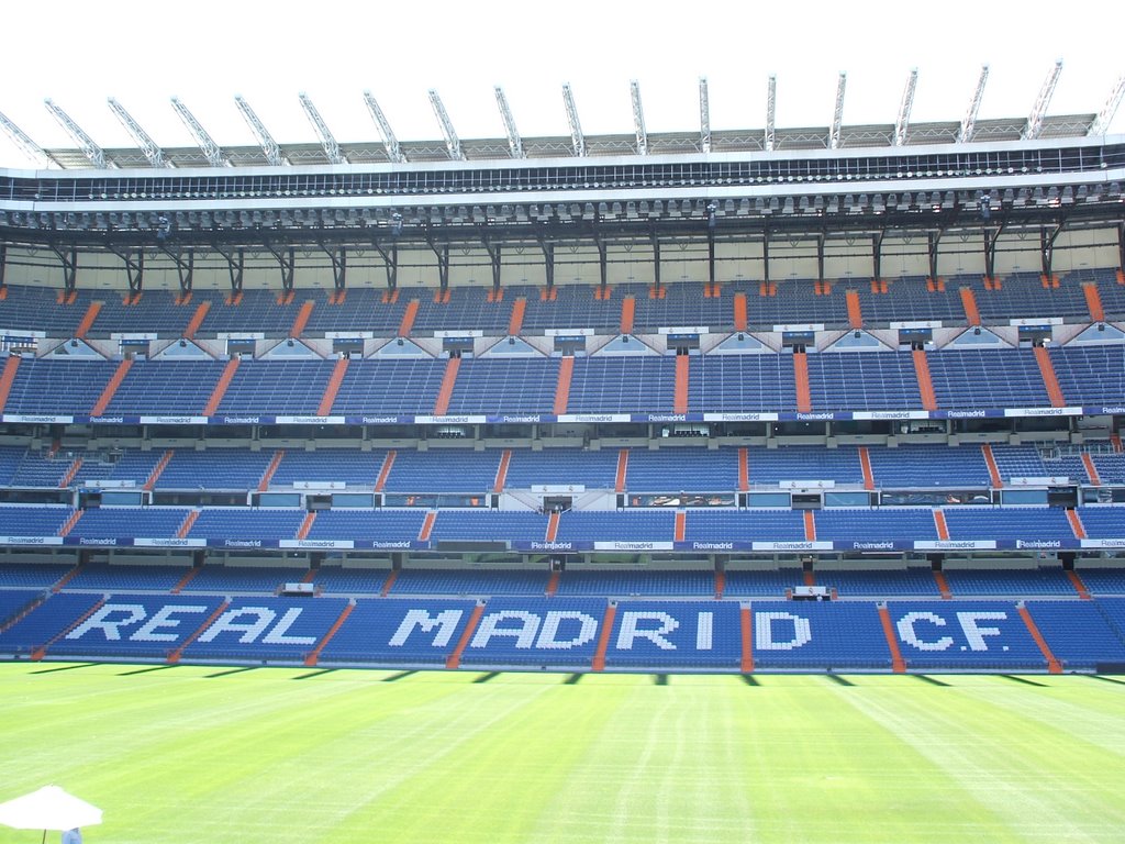 Santiago bernabeu by carlosuper