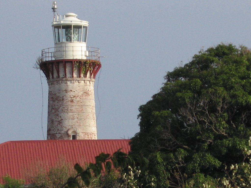 Punta de Santiago Lighthouse by maverick7191956