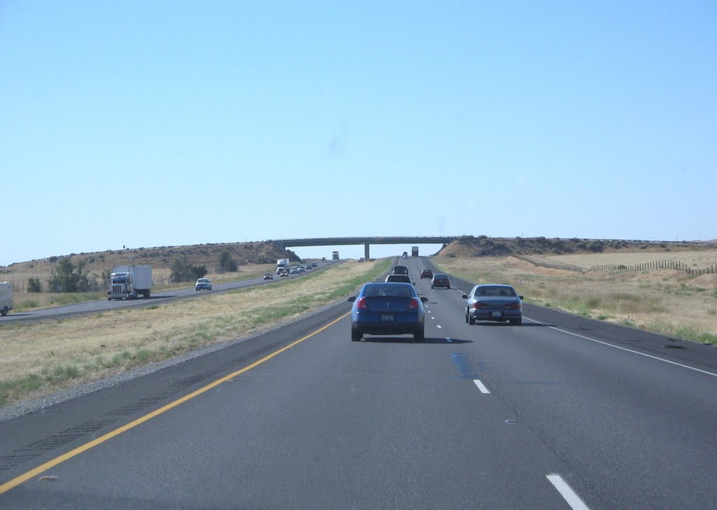 I-5 west of Fresno 7/3/10 by disappointed13