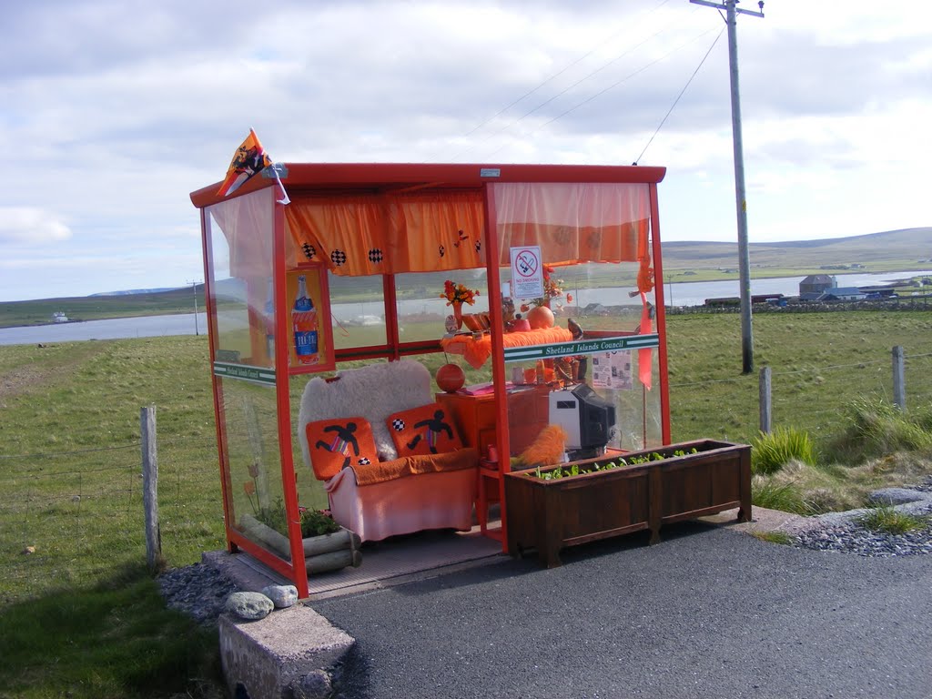 UNST Bus Shelter by loftus2