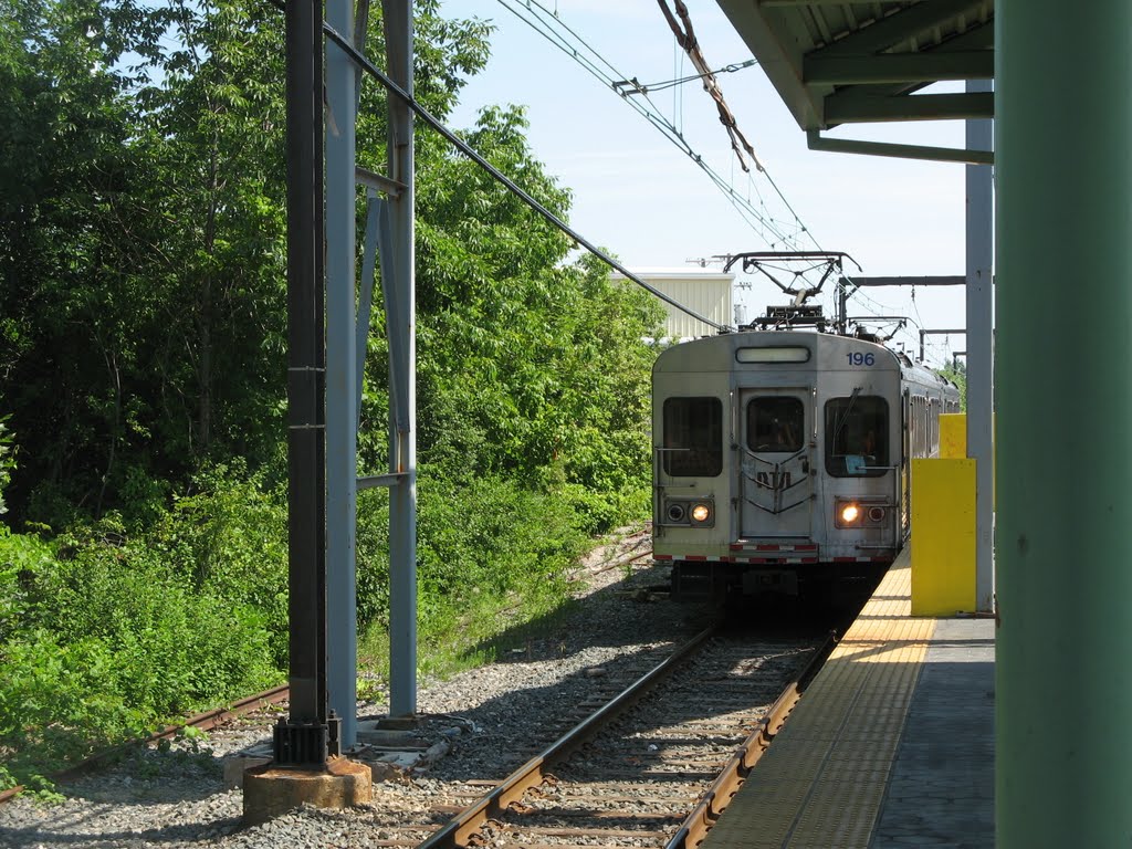 RTA rapid transit, Puritas Station, Cleveland by htabor