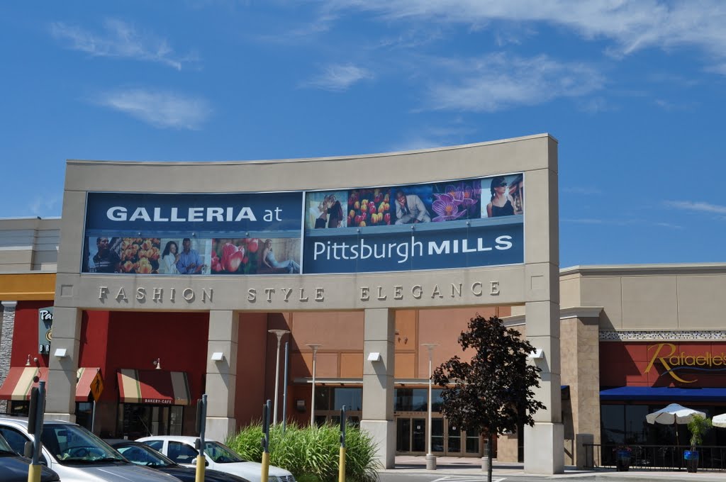 Pittsburgh Mills Mall by blinkmab