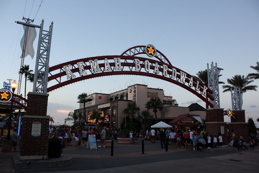 KEMAH BOARDWALK by marco77orozco